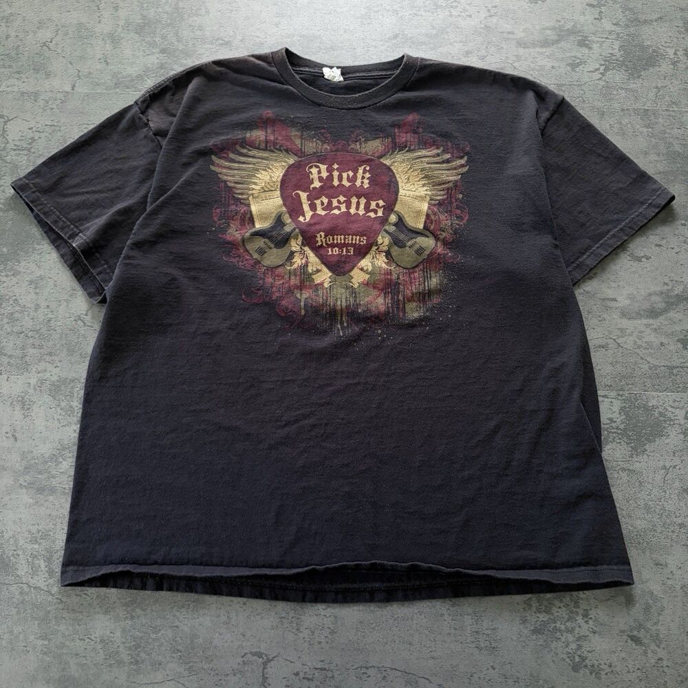 Pick Jesus Romans 10:13 Winged Guitar Pick Graphic Tee Mens Size XXL Black Y2K